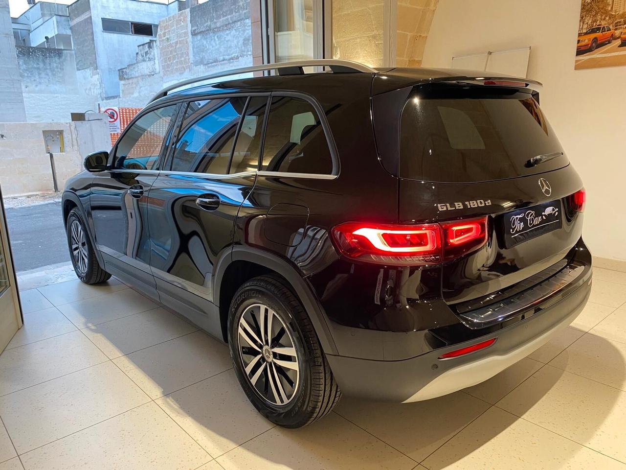 MERCEDES GLB 180 CDI SPORT NAVI CAM LED 2021