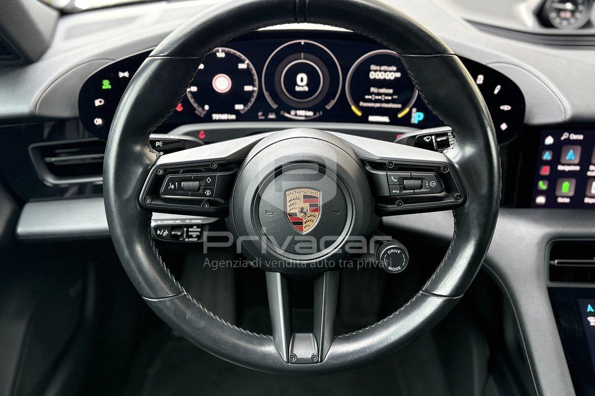 PORSCHE Taycan 4 Cross Turismo