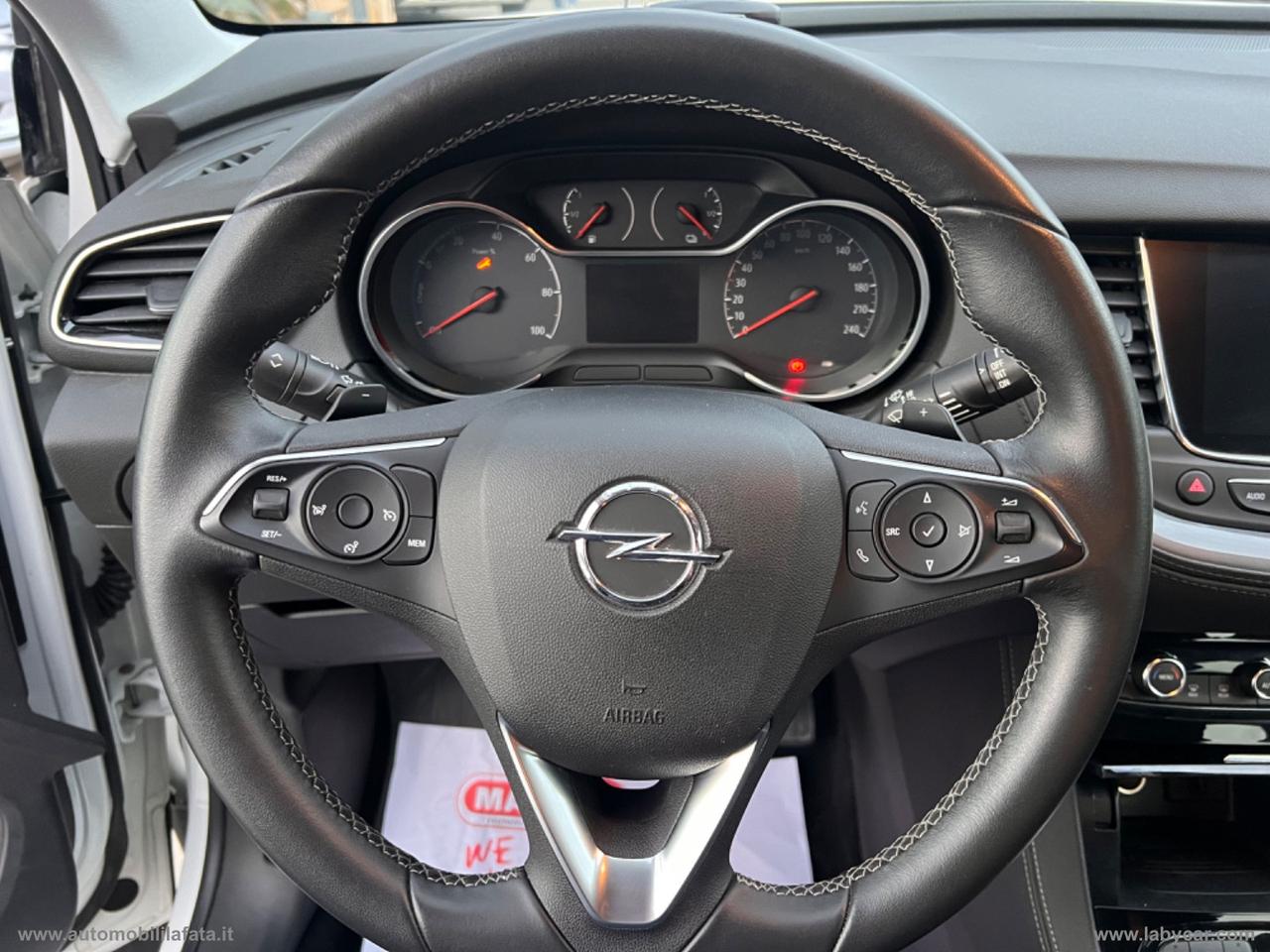 OPEL Grandland X 1.6 Hyb. Plug-in aut.FWD ELEGANCE 04/2021 36.300KM