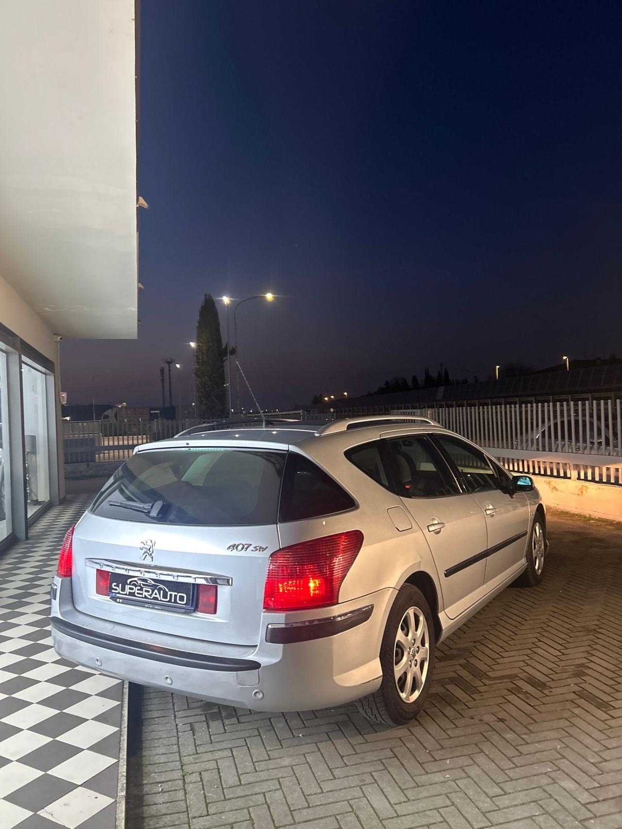 Peugeot 407 2.0 HDi aut. SW Ciel Féline