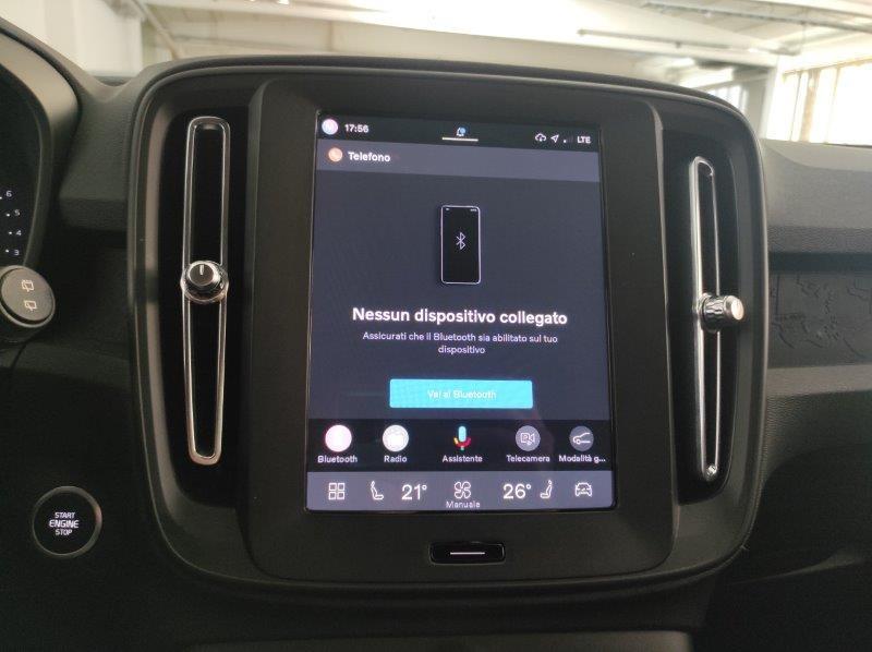 VOLVO XC40 (2017-->) - XC40 B3 automatico Core