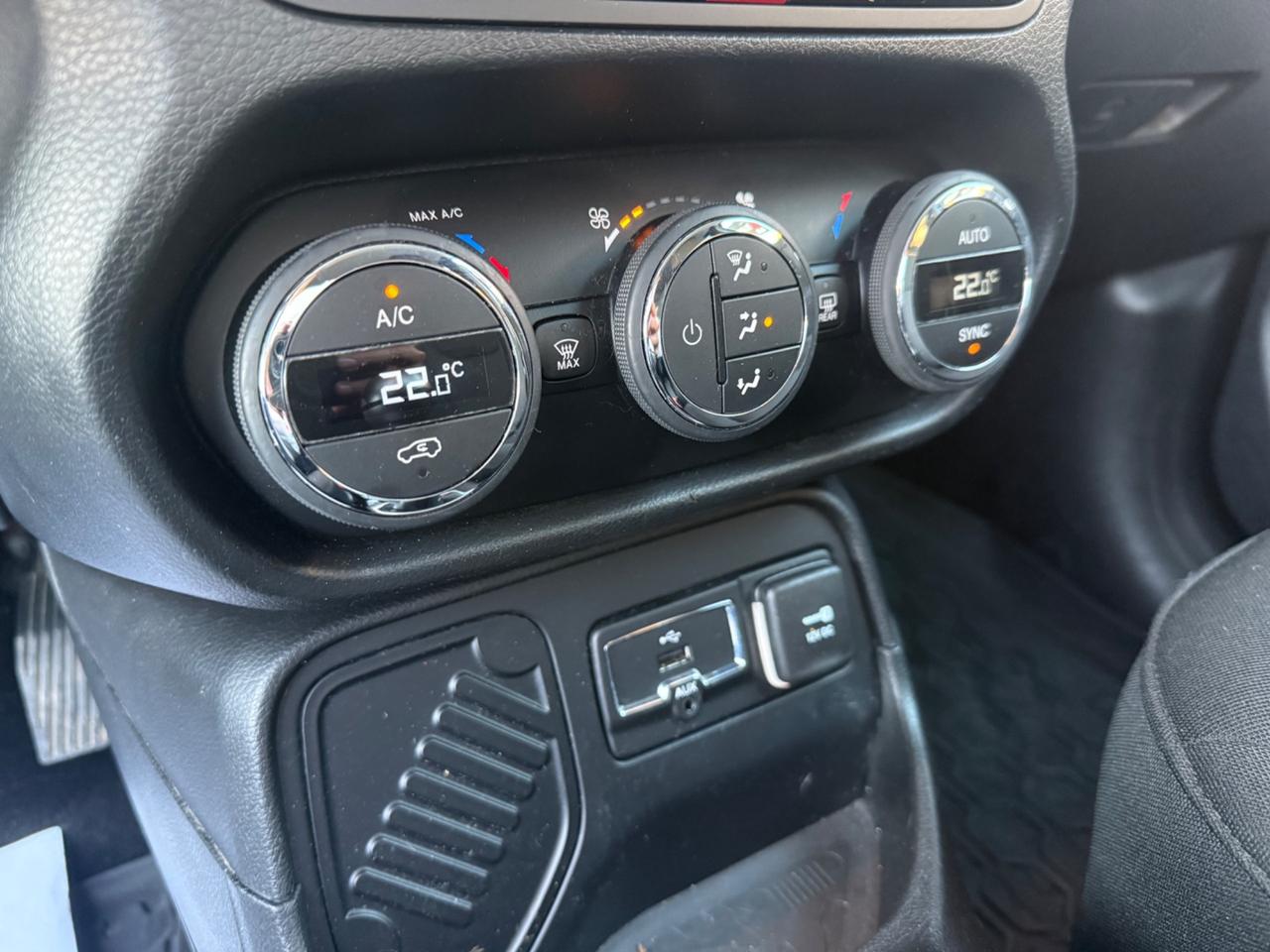 Jeep Renegade 1.6 Mjt 120 CV Longitude