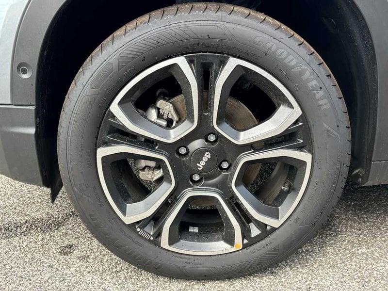 Jeep Avenger 1.2 Turbo MHEV Summit