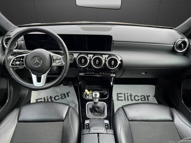 MERCEDES-BENZ A 200 Sport