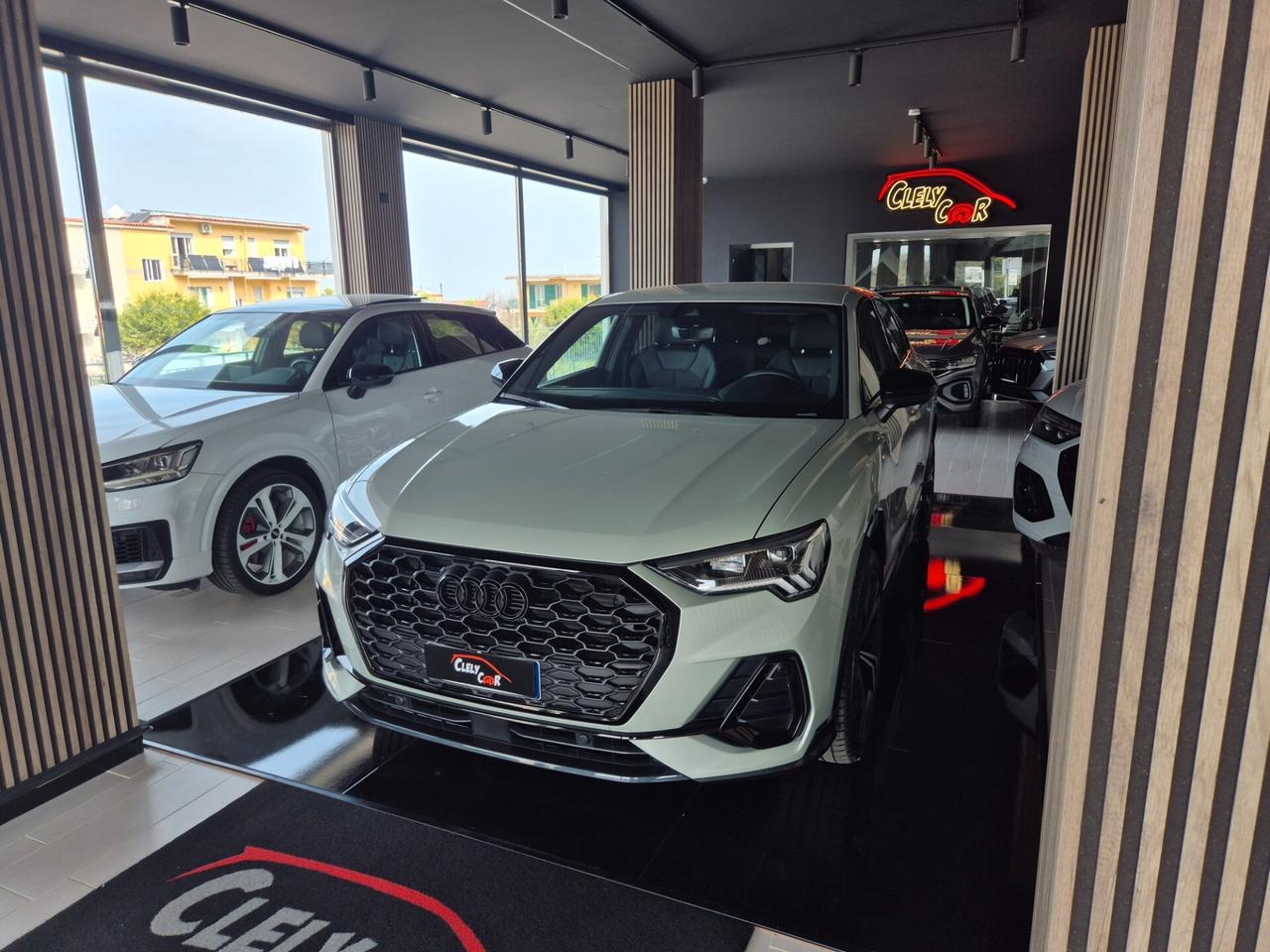 Audi Q3 SPB 35 TDI S tronic Identity Black