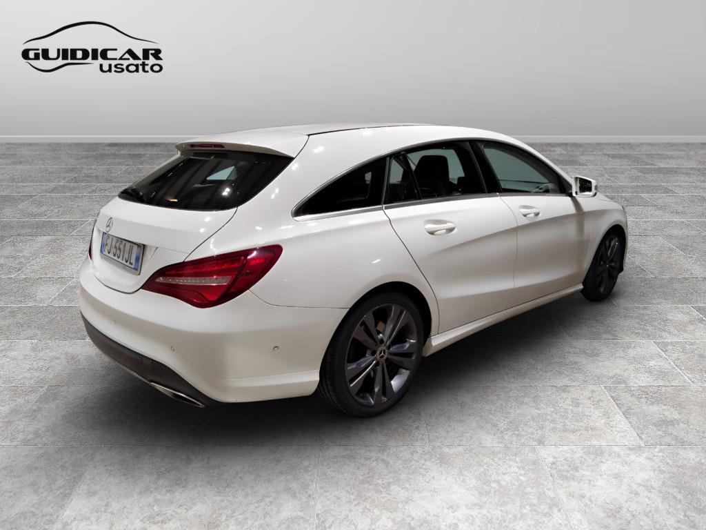 Mercedes-Benz CLA Shooting Brake - X117 - CLA Shooting Brake 220 d Sport a