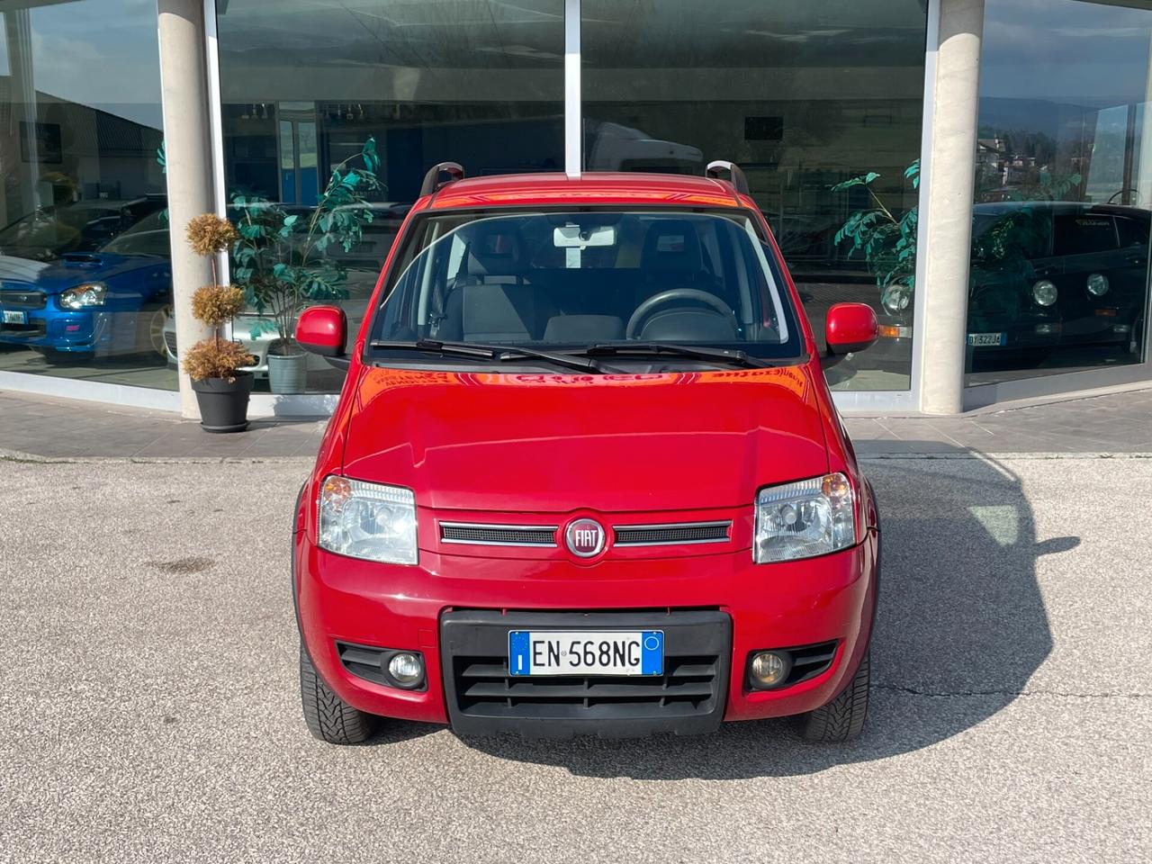 Fiat Panda 4x4 1.3 MJT 16V DPF Climbing