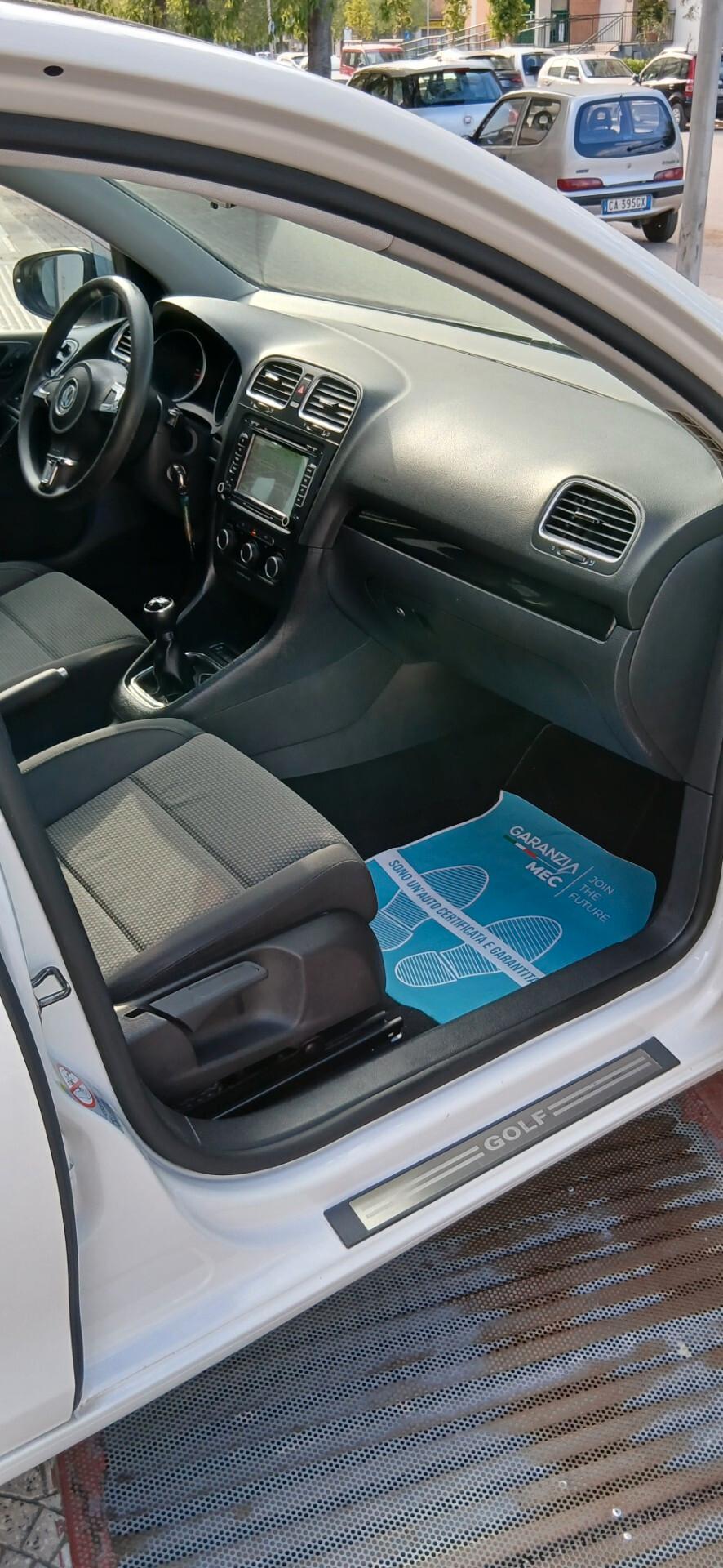 Volkswagen GOLF 1.6 TDI DPF 5p. HIGHLINE