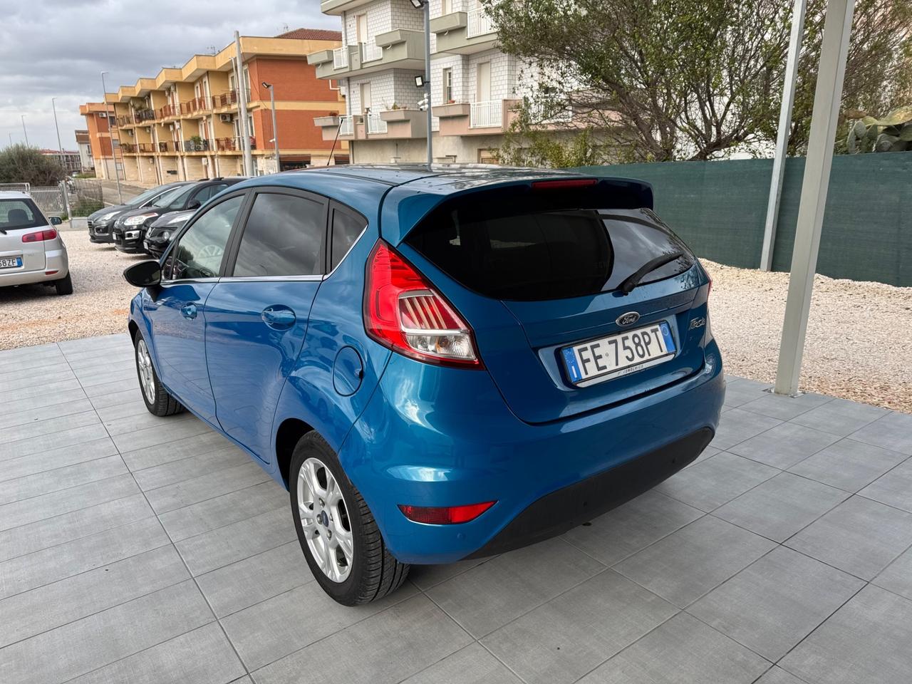 Ford Fiesta 1.5 TDCi 75CV 5 porte Titanium