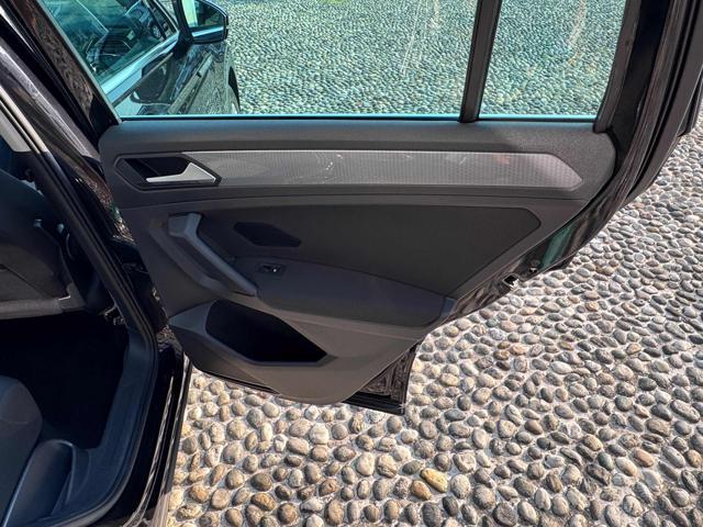 VOLKSWAGEN Tiguan 2.0 TDI 150 CV SCR DSG Life