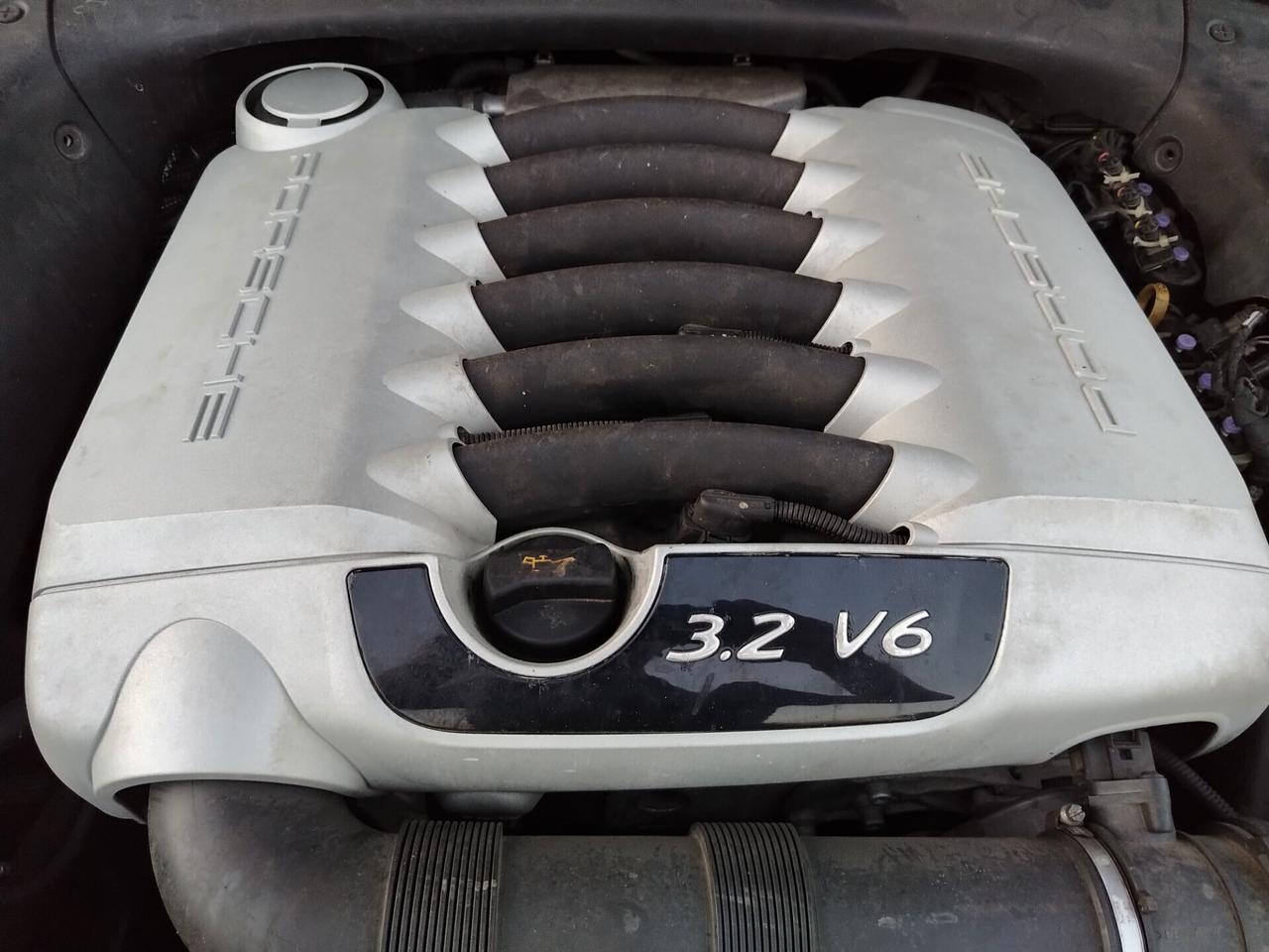 Porsche Cayenne 3.2 V6 cat GPL