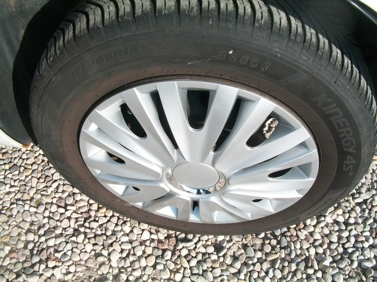 Fiat 500 1.2 Lounge DEL 2011 CC 1242 EURO 05 KM 174722 SI NUOVI PATENTATI EURO 4990,00 PIU PASSAGGIO E PER AVERE GARANZIA DI UN ANNO EURO 350,00 IN PIU