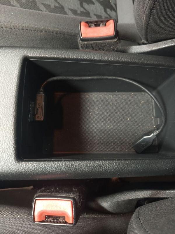 Audi A3 1.6 TDI CR S tronic Attraction S.Back LEGGI