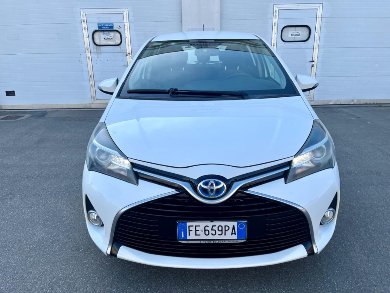 Toyota Yaris 1.5hybrid 74kw 2016 146.000km perfetta