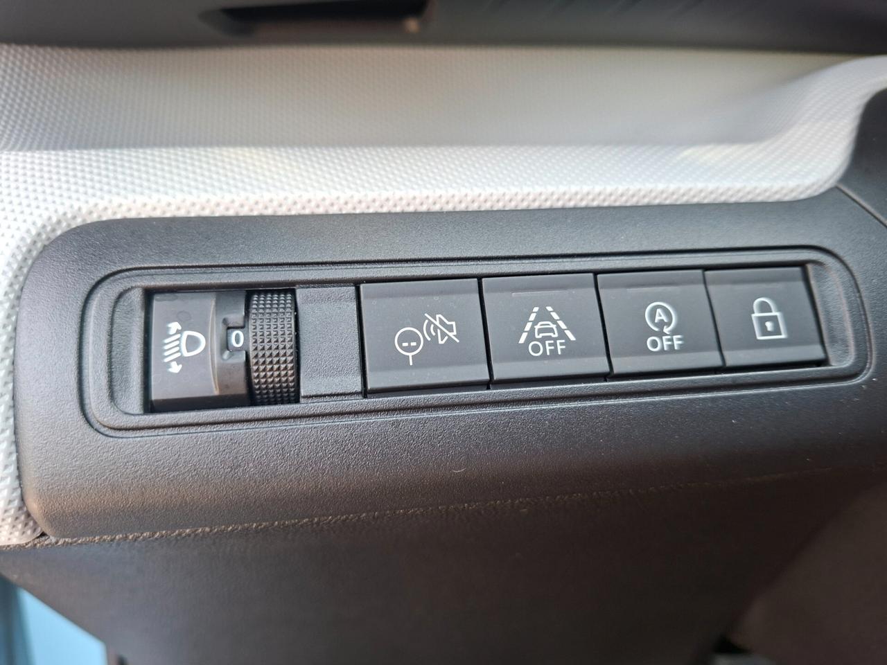 Citroen C3 1.2 BENZINA / 12000KM / NESSUN OBBLIGO DI FINANZIAMENTO