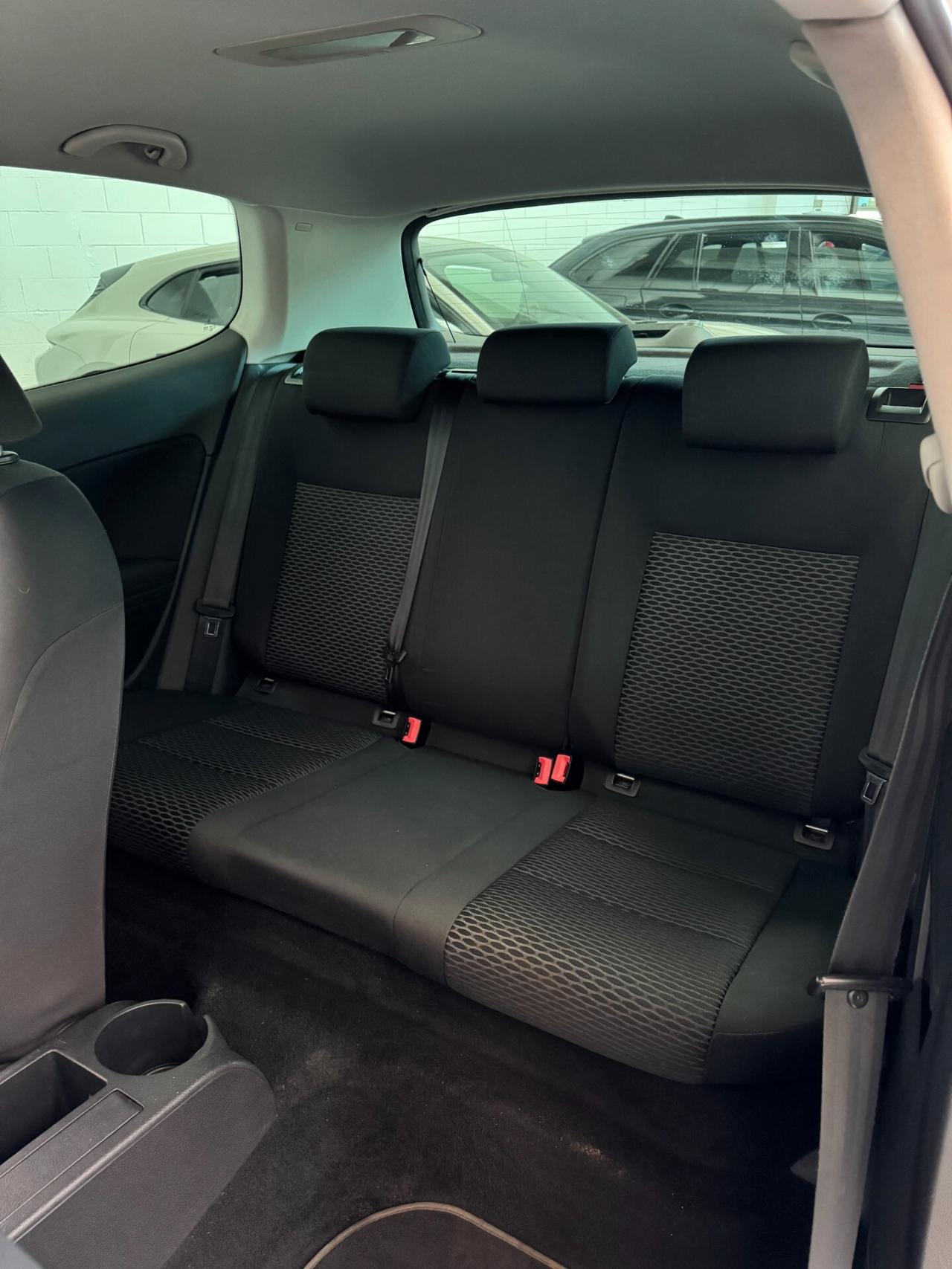 Volkswagen Golf 6 3p tsi 1.2cc 105cv OK Neopatentati