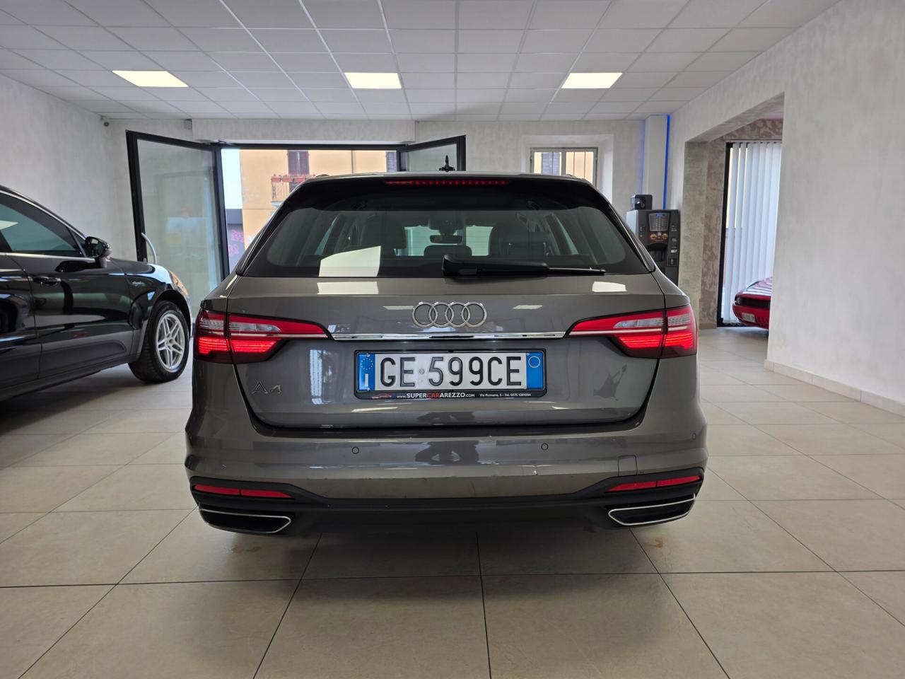 Audi A4 40 TDI S tronic Business Advanced
