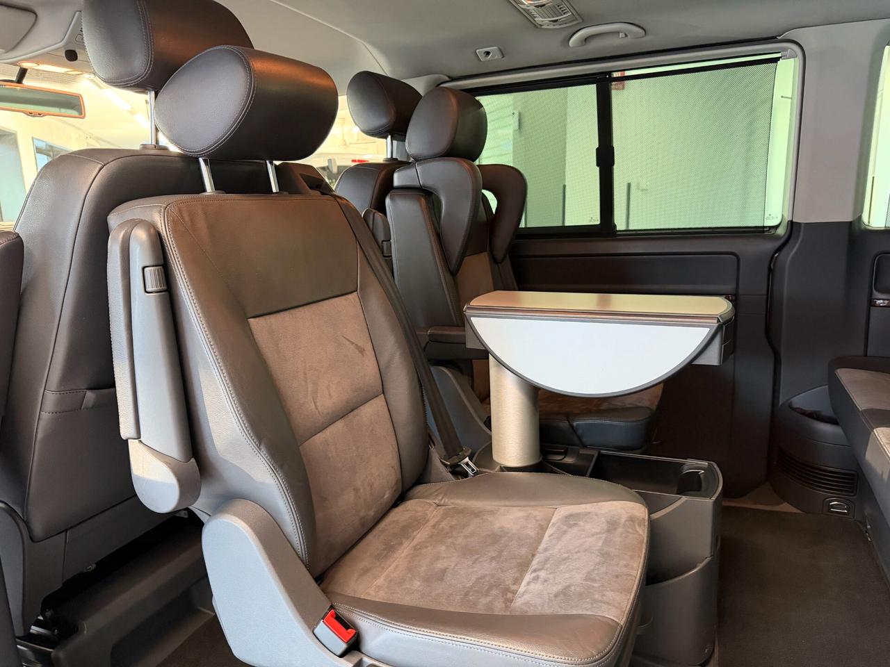 Volkswagen Multivan 2.0 BiTDI 180CV DSG Highline Pacchetto Notte