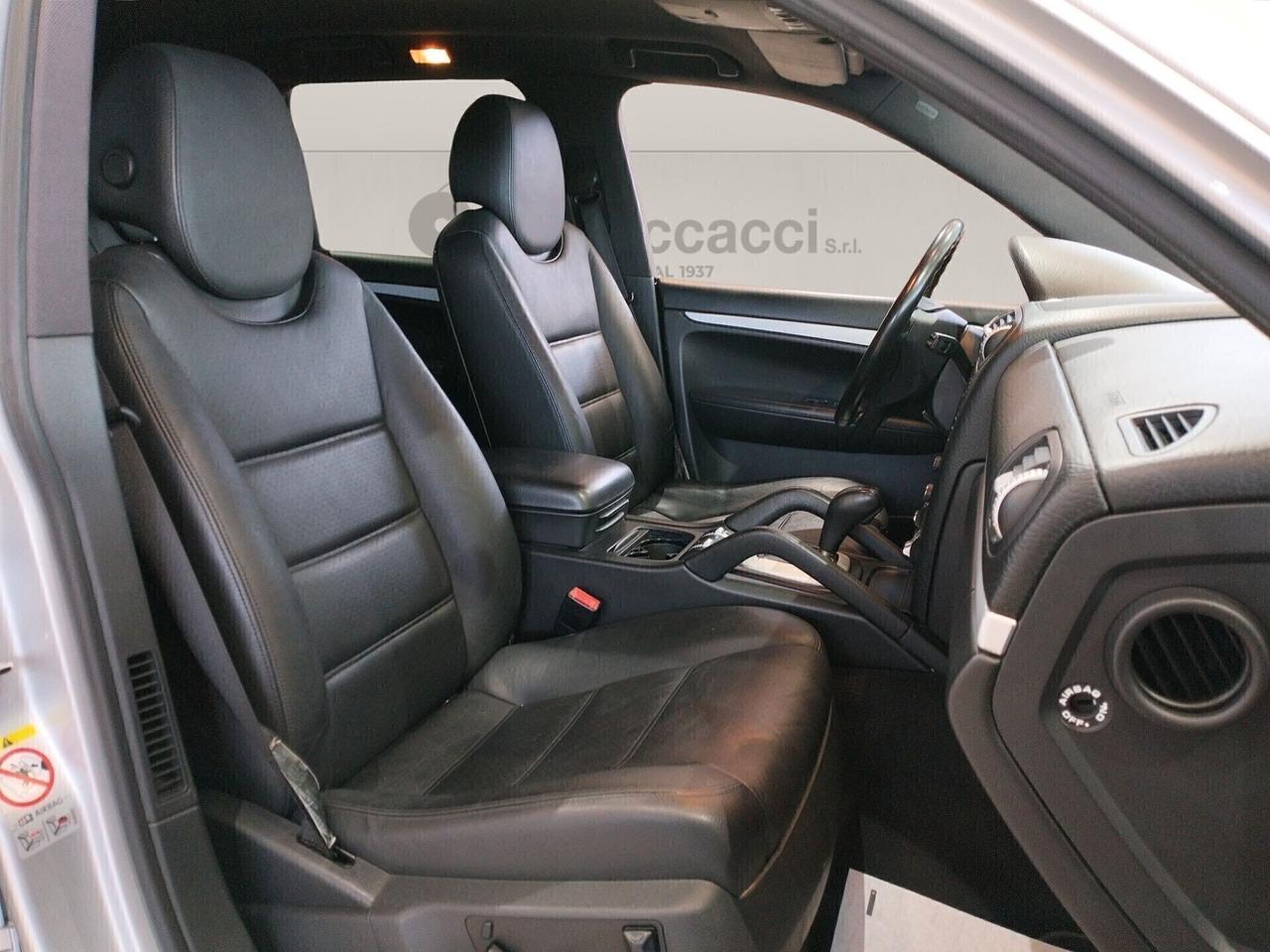 Porsche Cayenne 3.0 tdi V6 tiptronic dpf