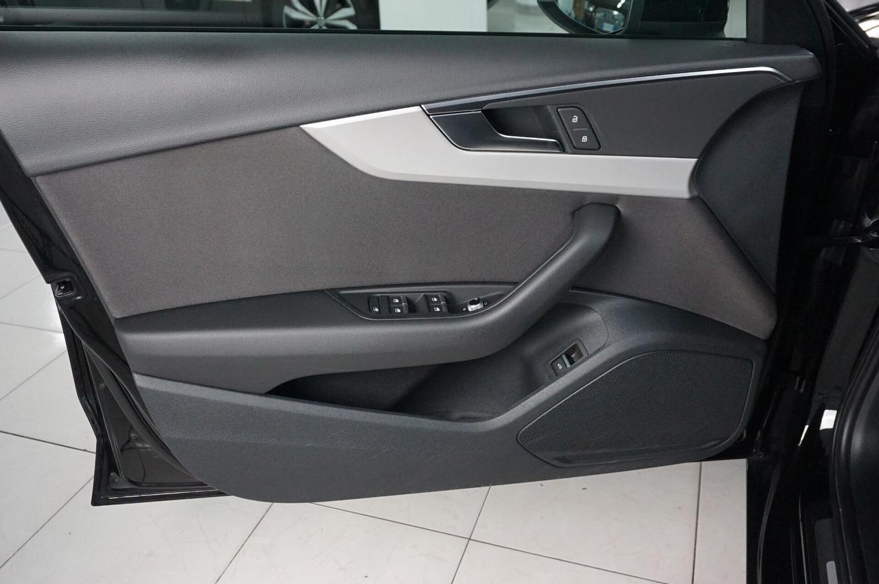 Audi A4 Avant 30 TDI/136 CV S tronic Business Advanced