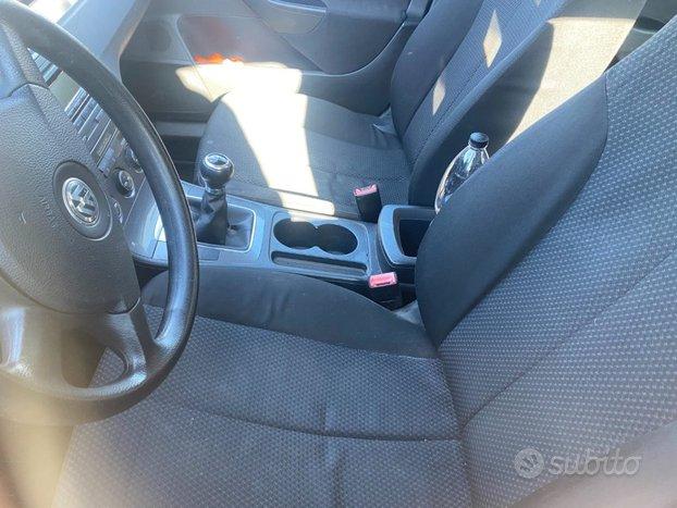 VOLKSWAGEN Passat 1.6/102CV Var. Trendline