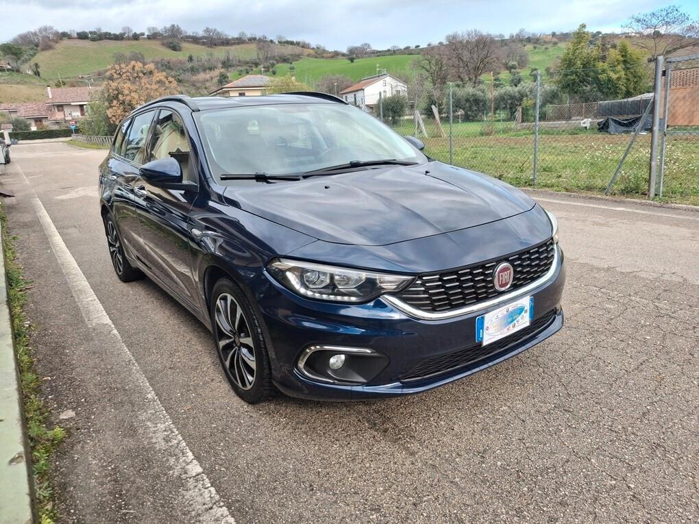 Fiat Tipo 1.6 Multijet SW Lounge