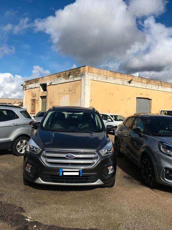 Ford Kuga 2.0 TDCI 150 CV S&S 4WD Titanium