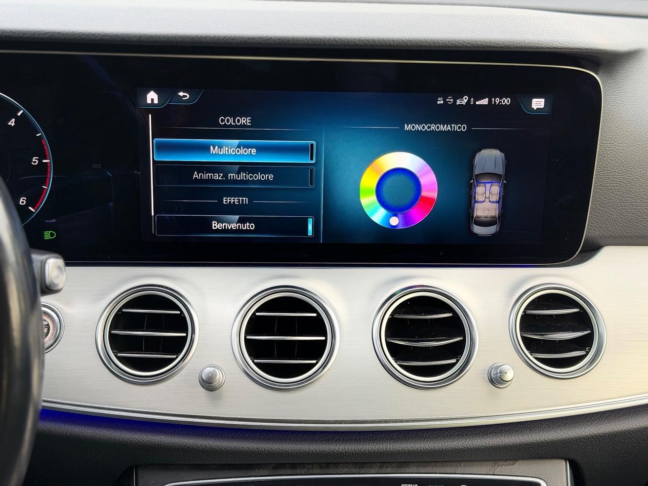 Mercedes-benz E 200d PREMIUM LED DISTRONIC FULL