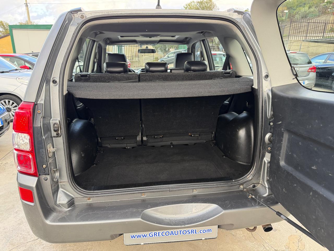 Suzuki Grand Vitara 1.9 DDiS 5 porte