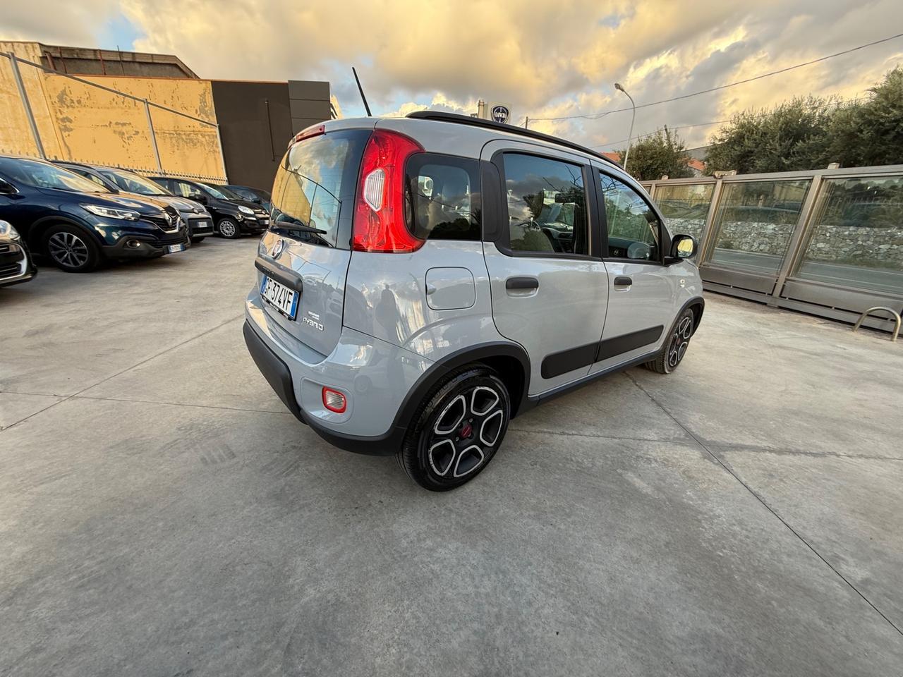 Fiat Panda 1.0 FireFly S&S Hybrid City Cross