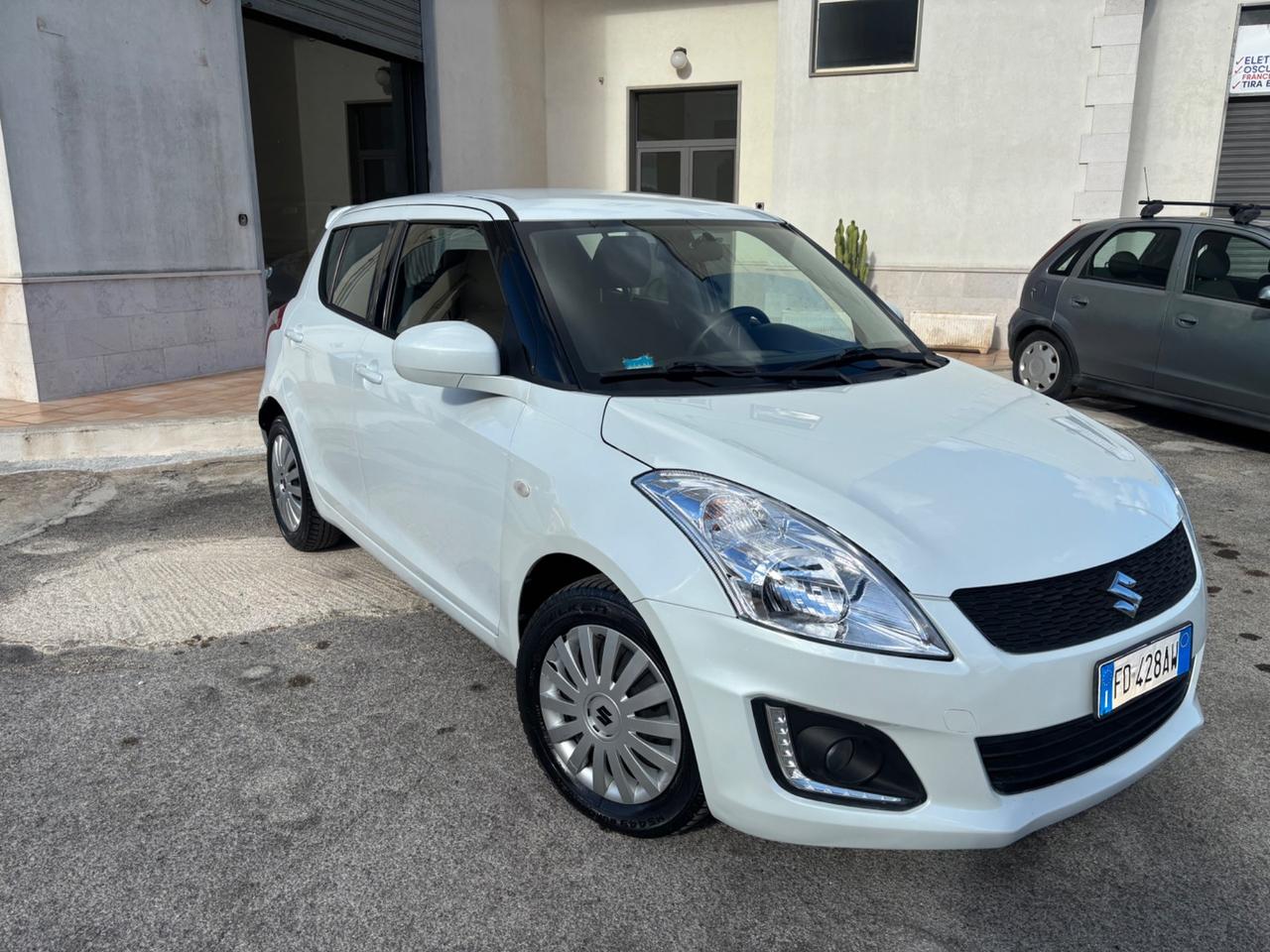 Suzuki Swift 1.2 VVT 5 porte B-Cool