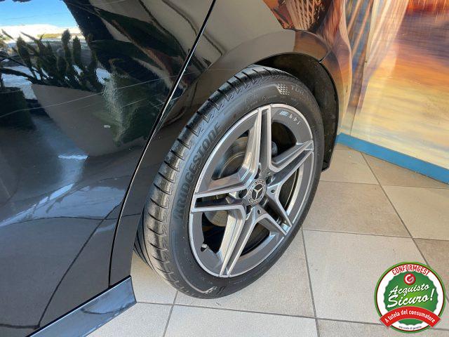 MERCEDES-BENZ A 180 d Premium AMG * PACK LUCI*TETTO