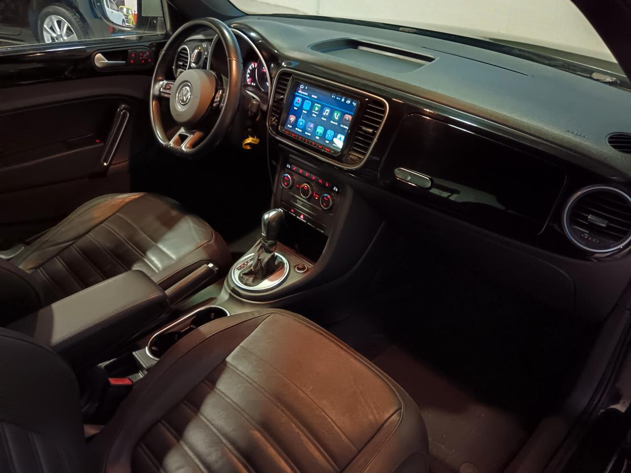 Volkswagen Maggiolino 2.0 TSI DSG Sport