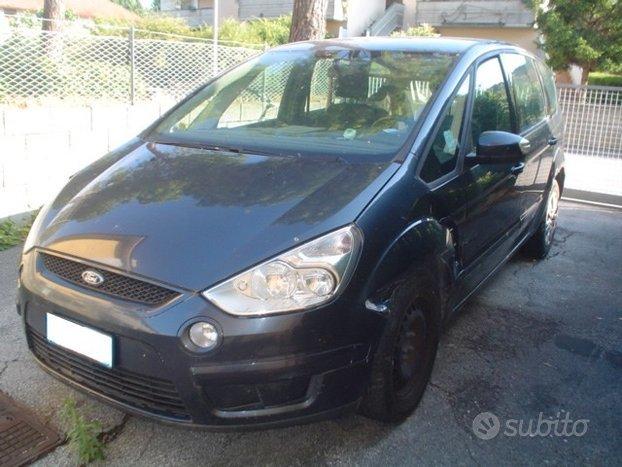 Ford S-Max 1.8 TDCi 125CV