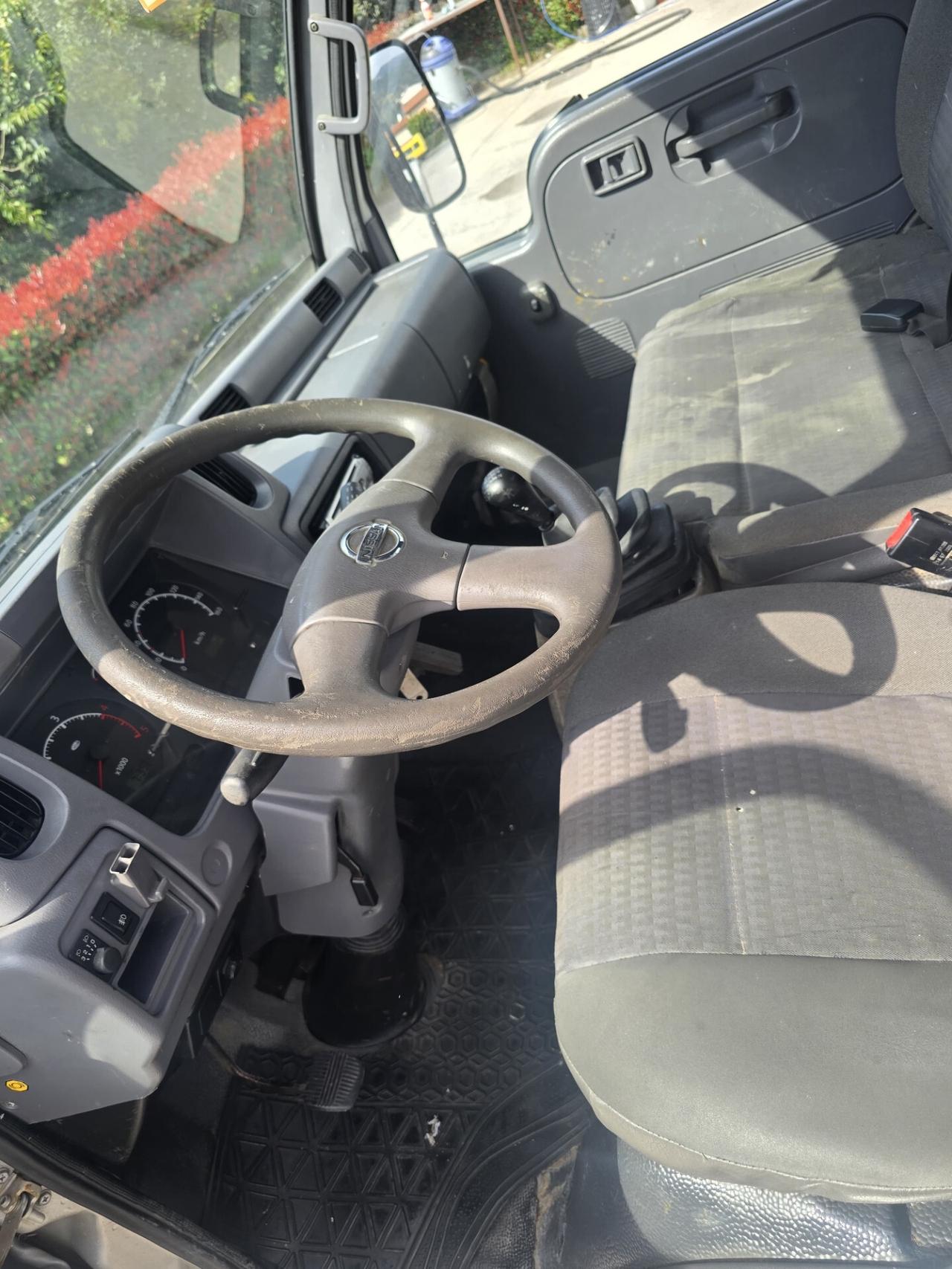 Nissan cabstar consoli 100.000 km