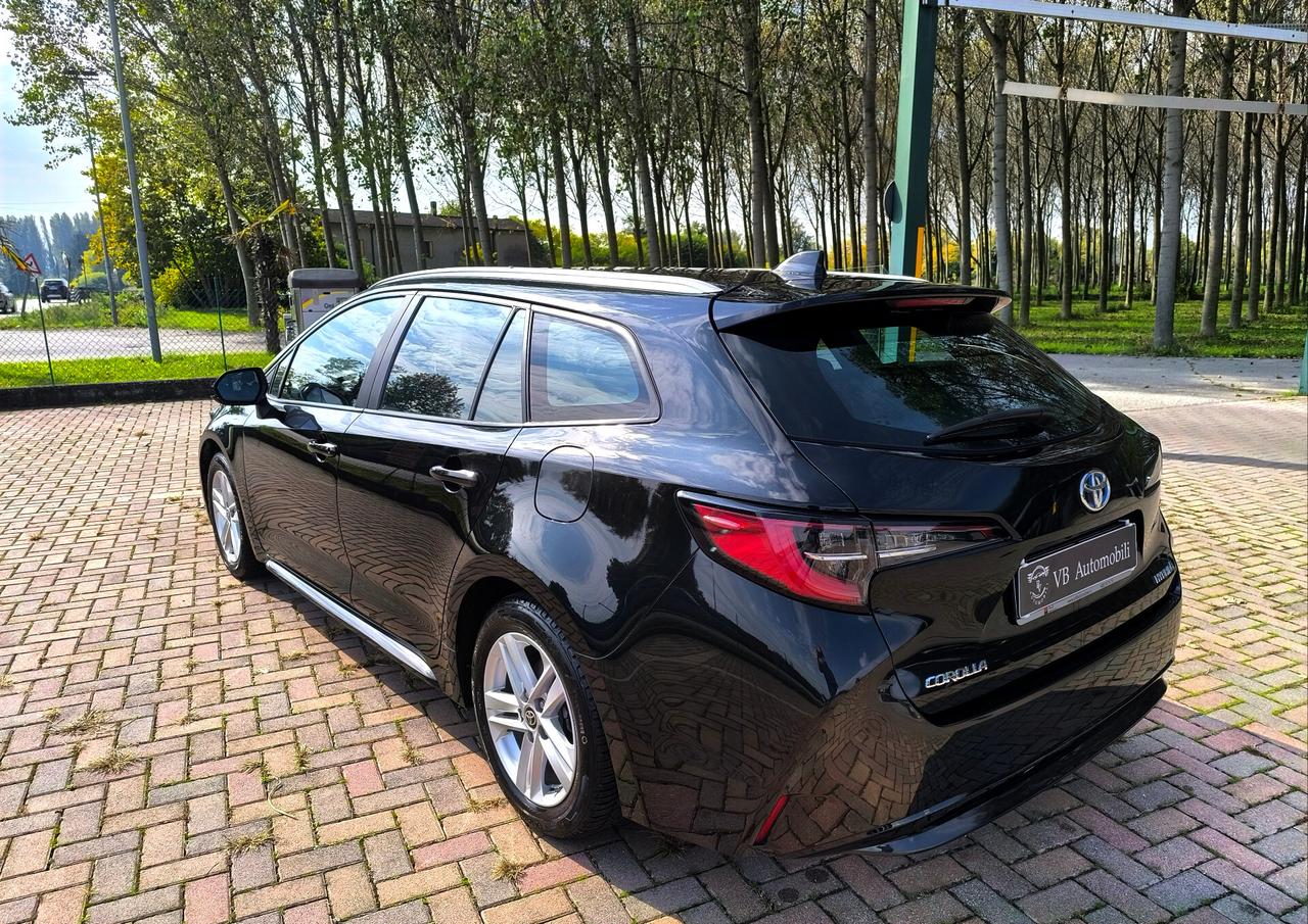 Toyota Corolla Touring Sports 1.8 Hybrid Active