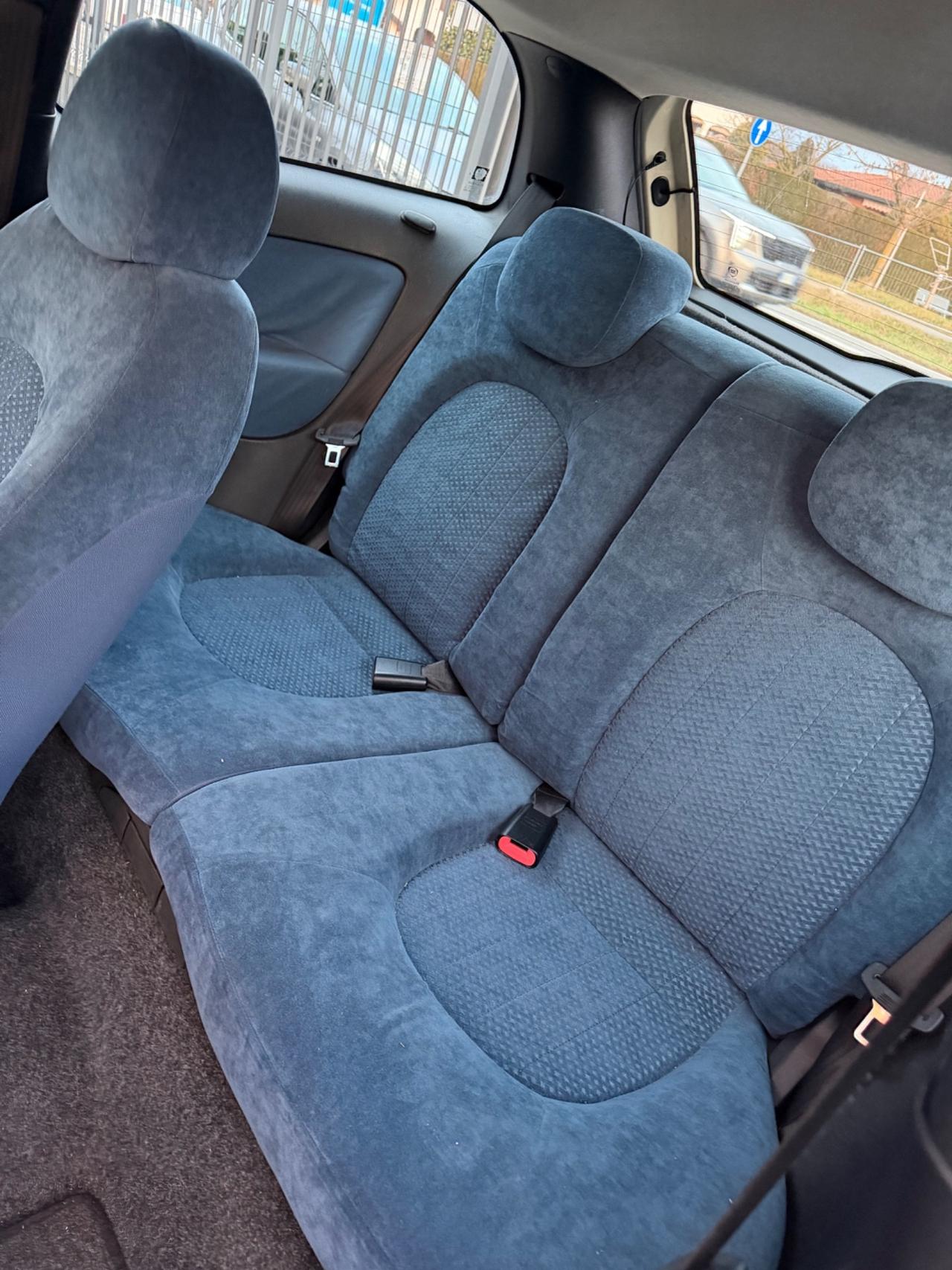 Lancia Ypsilon 1.2 Argento