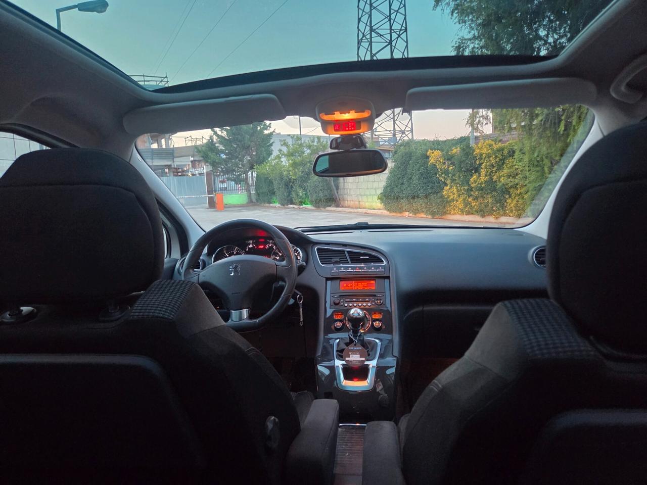 Peugeot 5008 2.0 HDi 150CV Allure 7 posti