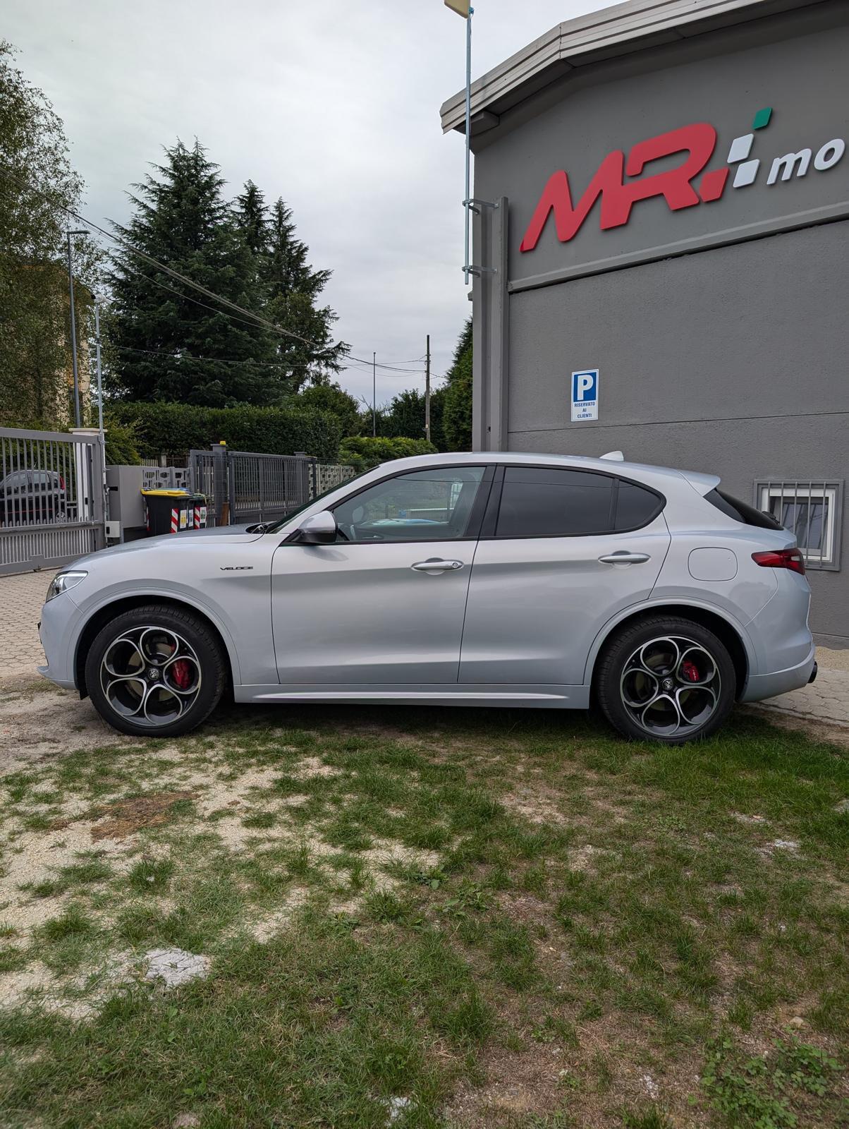 Alfa Romeo Stelvio 2.0 Turbo 280 CV AT8 Q4 Veloce