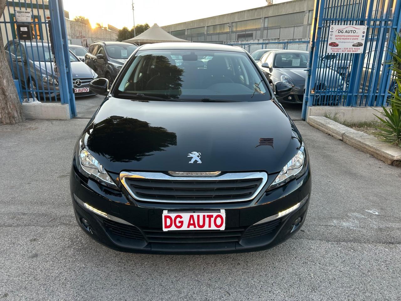 Peugeot 308 sw 1.6 diesel 120 cv 2017 navigatore