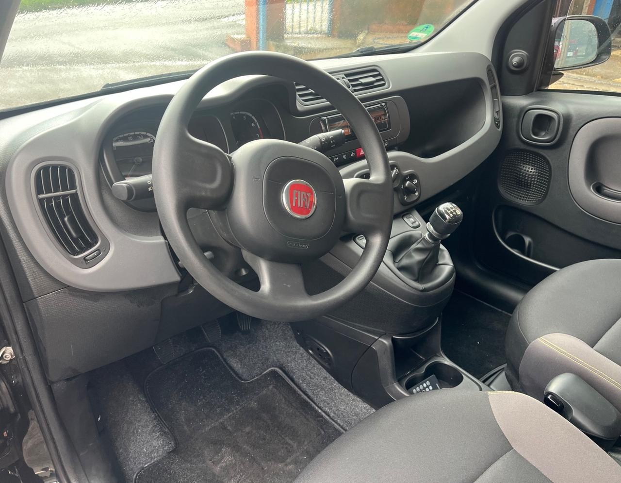 Fiat Panda 1.2 Young -solo km 21000-