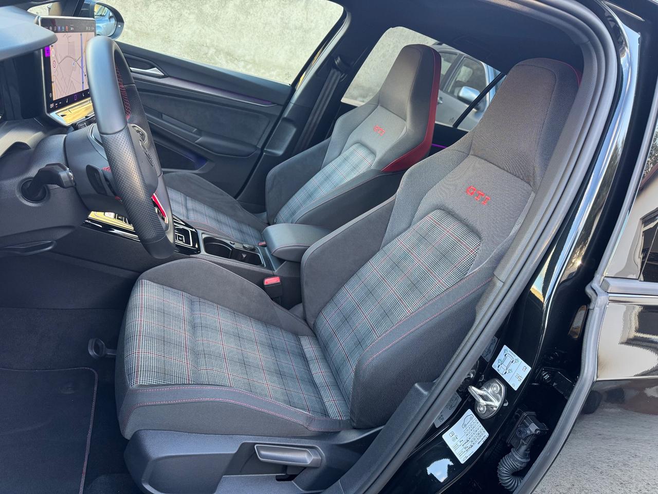 Volkswagen Golf GTI 2.0TSI 265CV DSG