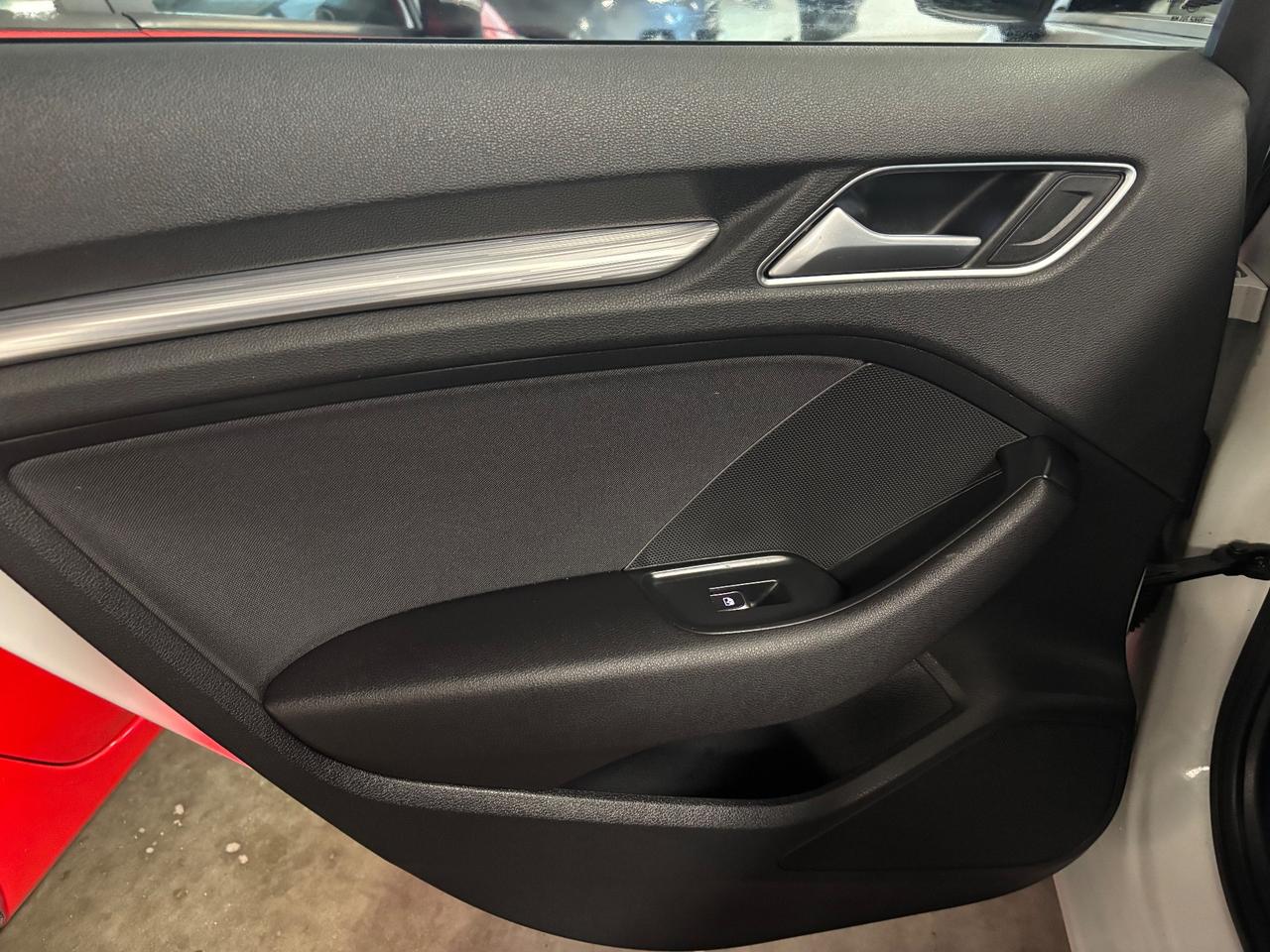 Audi A3 SPB 1.6 TDI | S-TRONIC Sport |