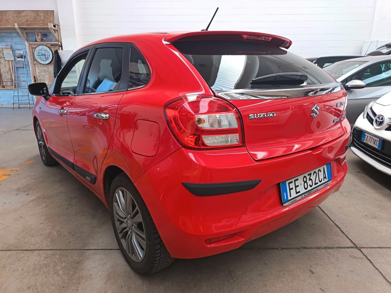 Suzuki Baleno 1.2 Hybrid B-Top