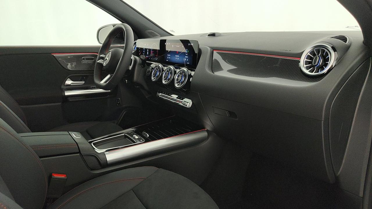 Mercedes-Benz GLA 200 d automatic