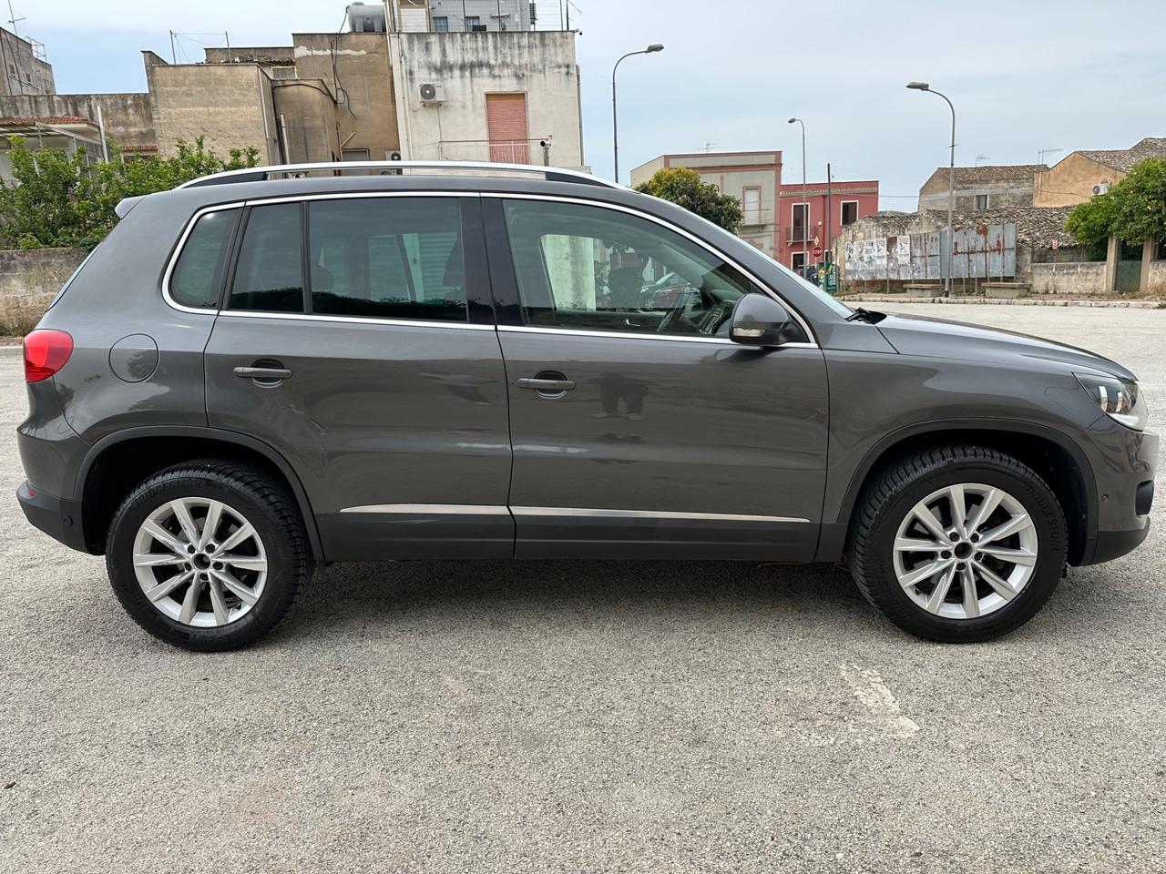 Volkswagen Tiguan 2.0 TDI 140 CV 4MOTION Business Track & Style