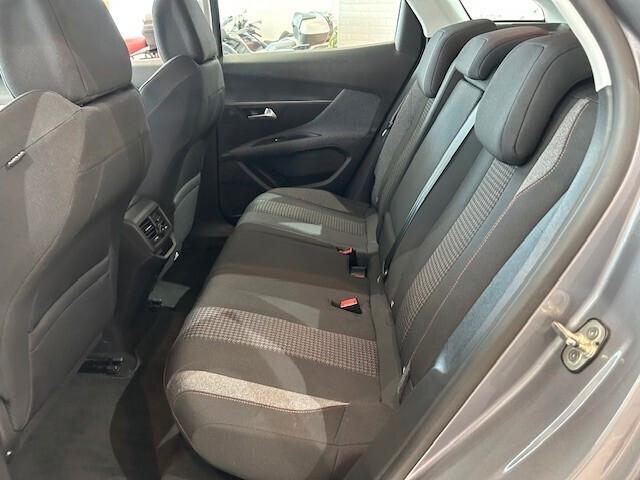 PEUGEOT 3008 1.5 bluehdi Active s&s