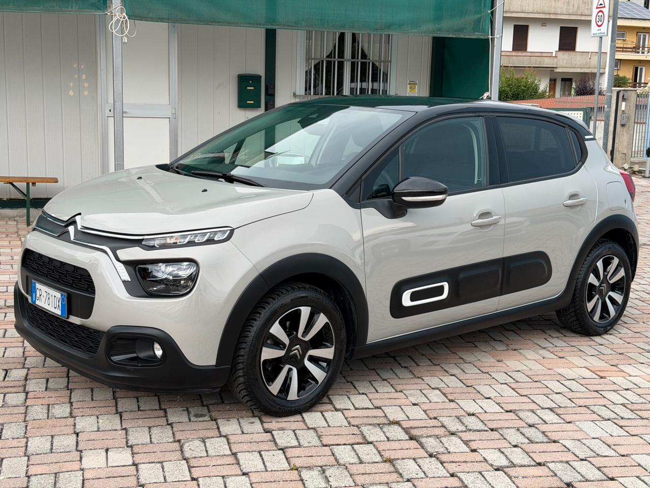 Citroen C3 PureTech 83 S&S Shine