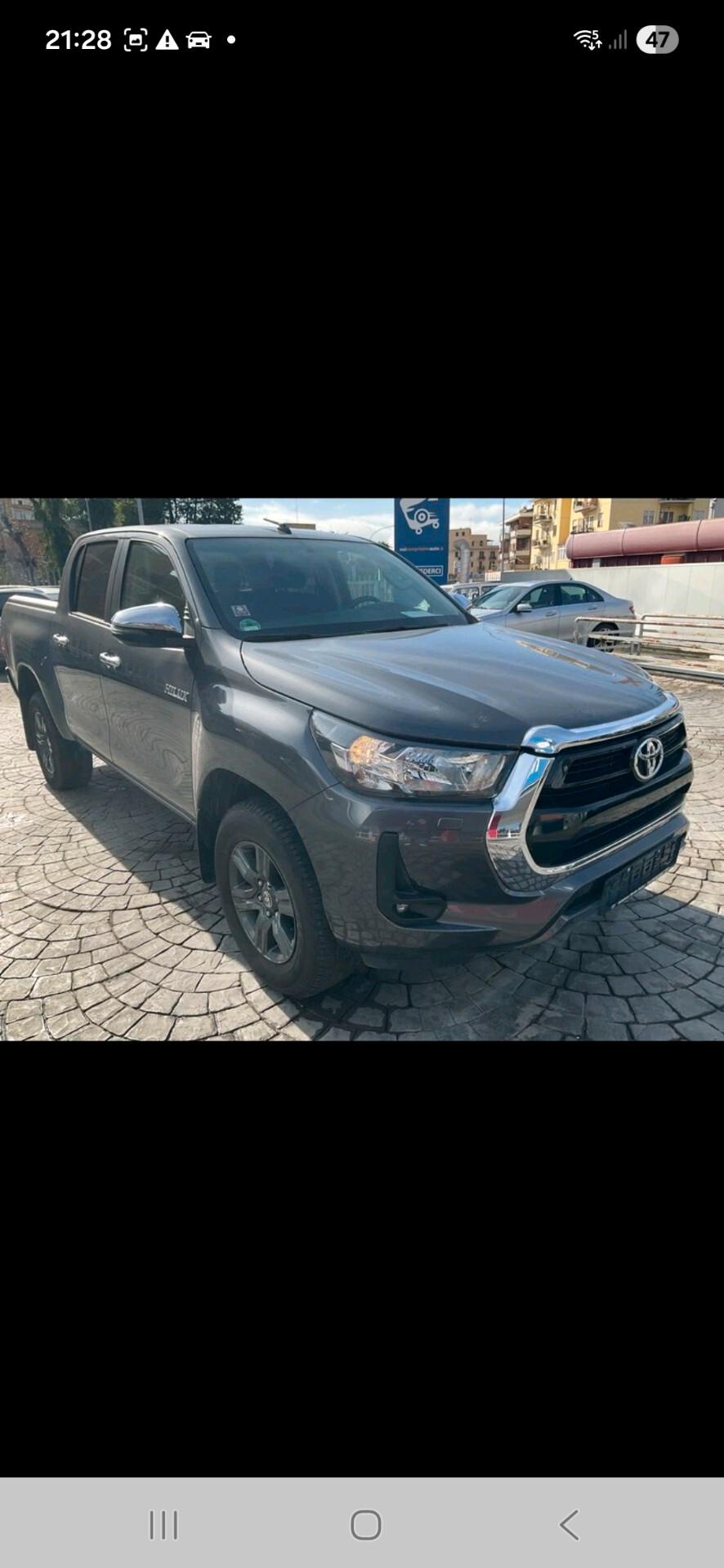 Toyota Hilux 2.4 D-4D 4WD 4 porte Double Cab Comfort