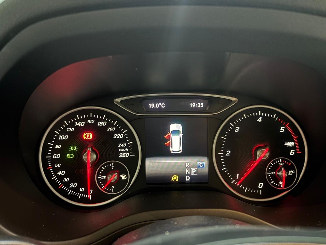 Mercedes-benz A 180 d Automatic Sport